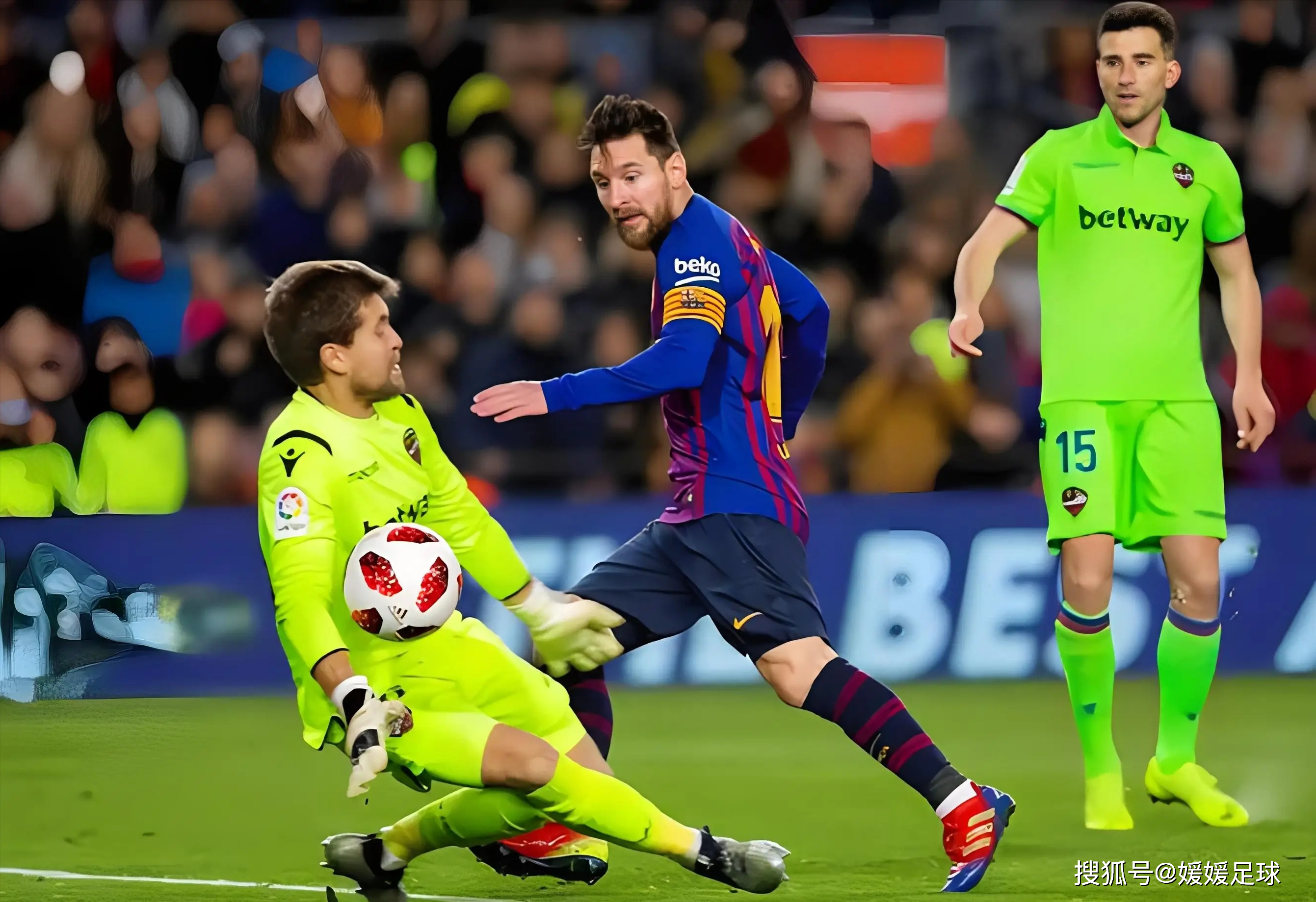 包含足球赛事精彩瞬间盘点，年度回顾震撼登场的词条