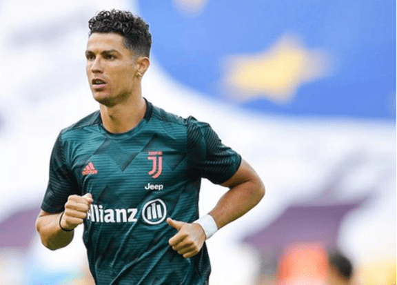 尤文逆转法国，萨内刷新纪录