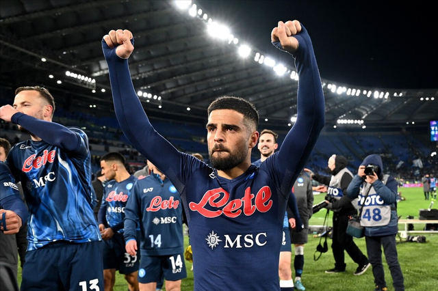 那不勒斯绝杀乌拉圭，楚阿梅尼扛起全队